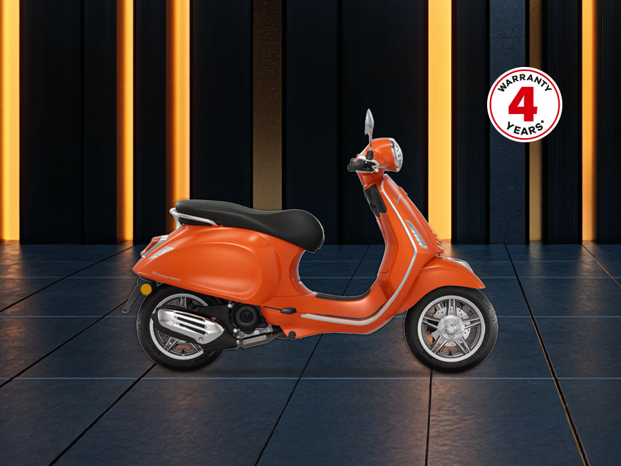 Vespa-Primavera-Hero-M-900x675-EN